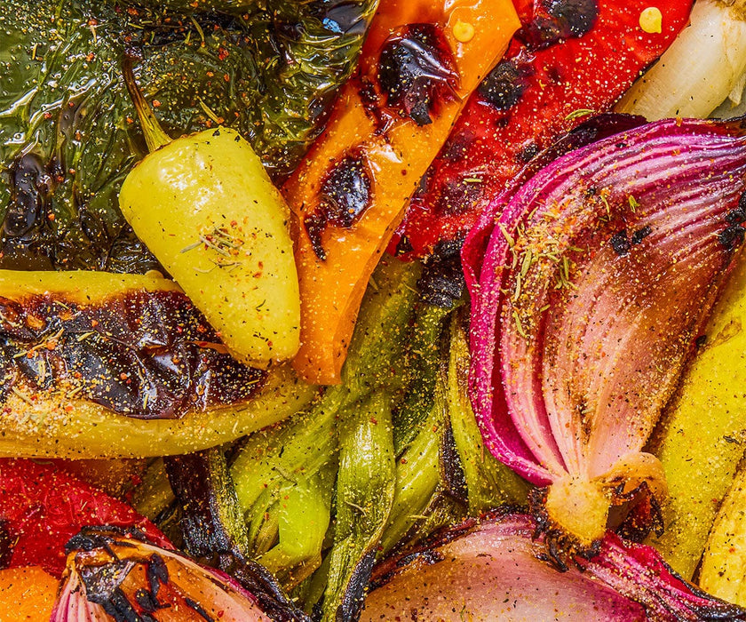 A macro up close image of mt. Elbert all-purpose seasoning on grilled vegetables. 