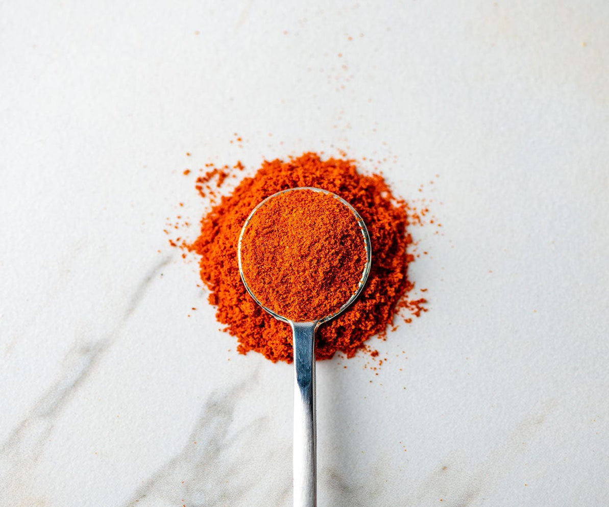 spanish-smoked-hot-paprika-seasoning-savory-spice